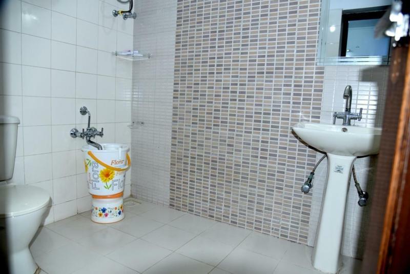 בארילי Hotel Royal Classic מראה חיצוני תמונה